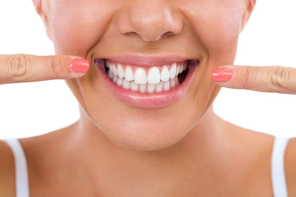 How Does Teeth Whitening Work in a Dental Office?